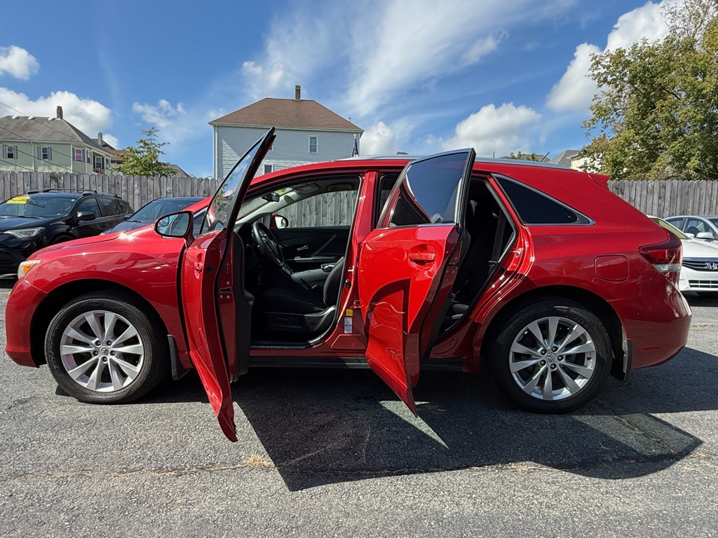2015 Toyota Venza Image 14