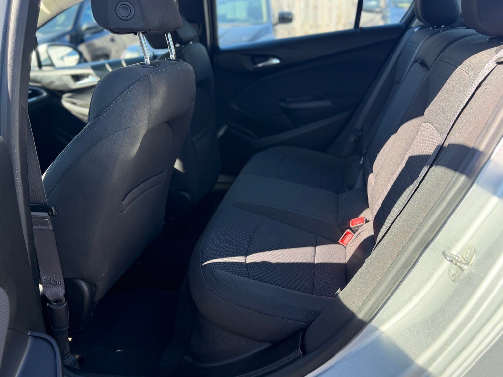 2017 Chevrolet Cruze Image 7