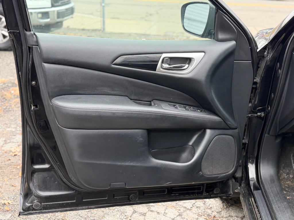 2020 Nissan Pathfinder Image 7