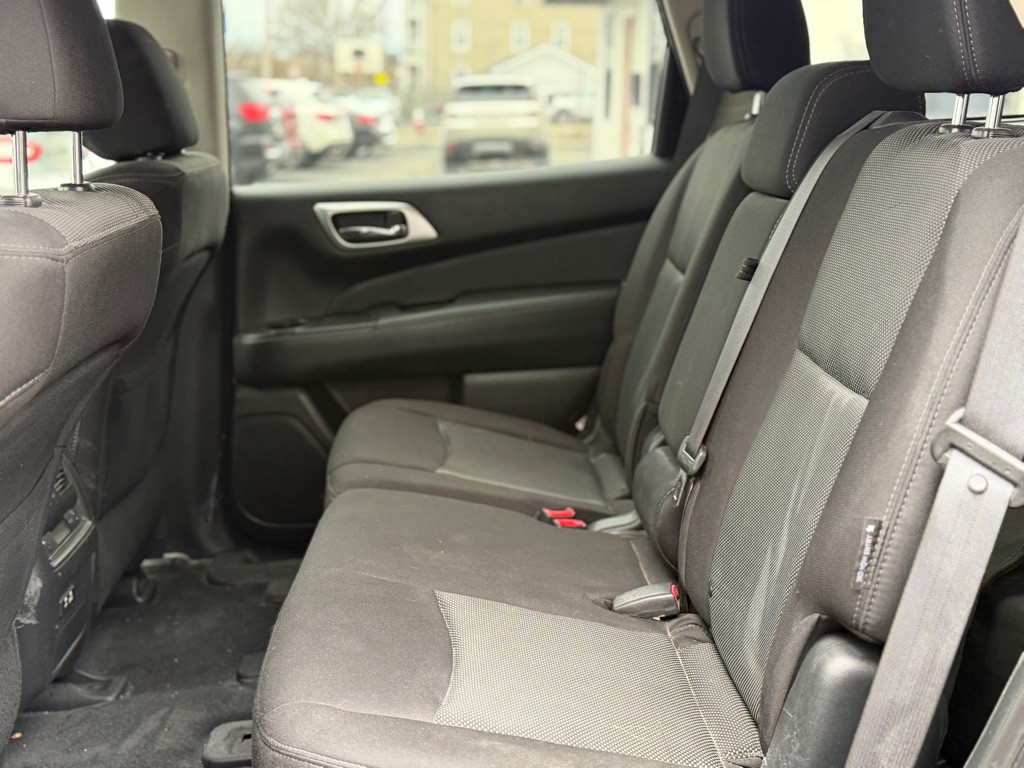 2020 Nissan Pathfinder Image 8