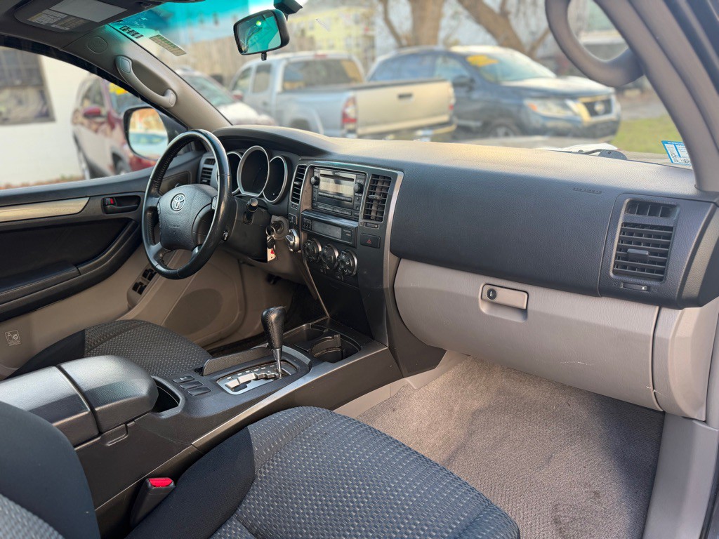 2007 Toyota 4Runner Image 11