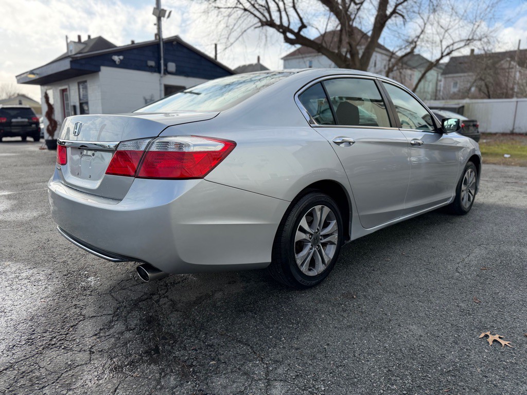 2015 Honda Accord Image 4