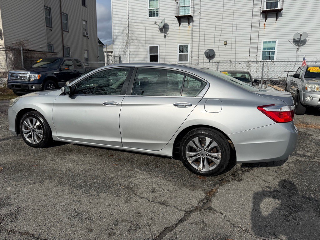 2015 Honda Accord Image 7