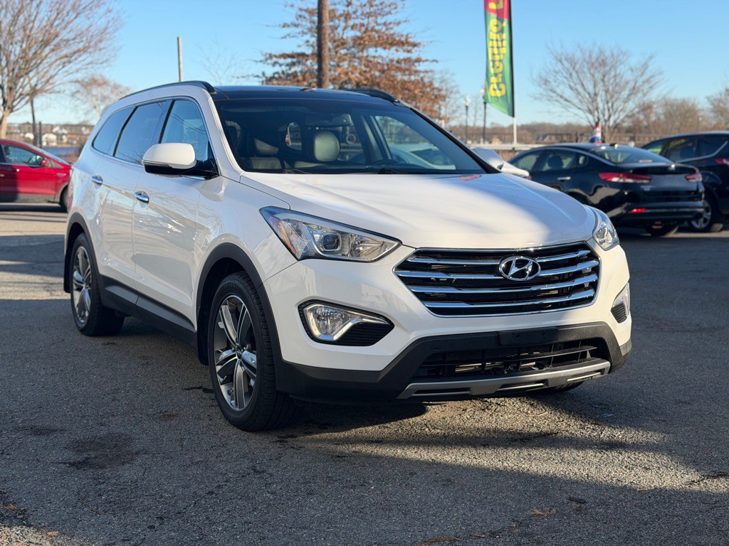 2016 Hyundai Santa Fe Image 5