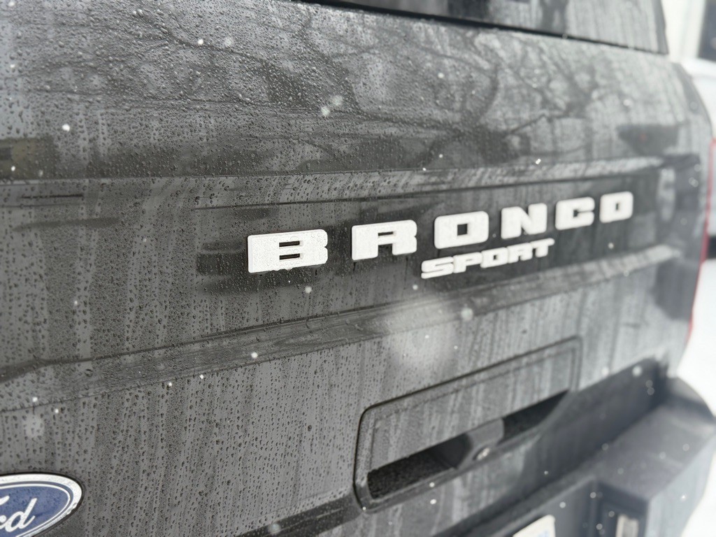 2021 Ford Bronco Image 5