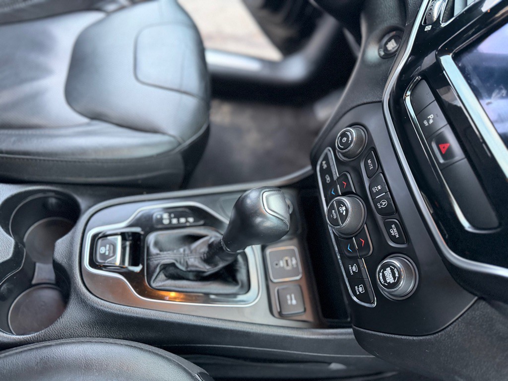 2019 Jeep Cherokee Image 15