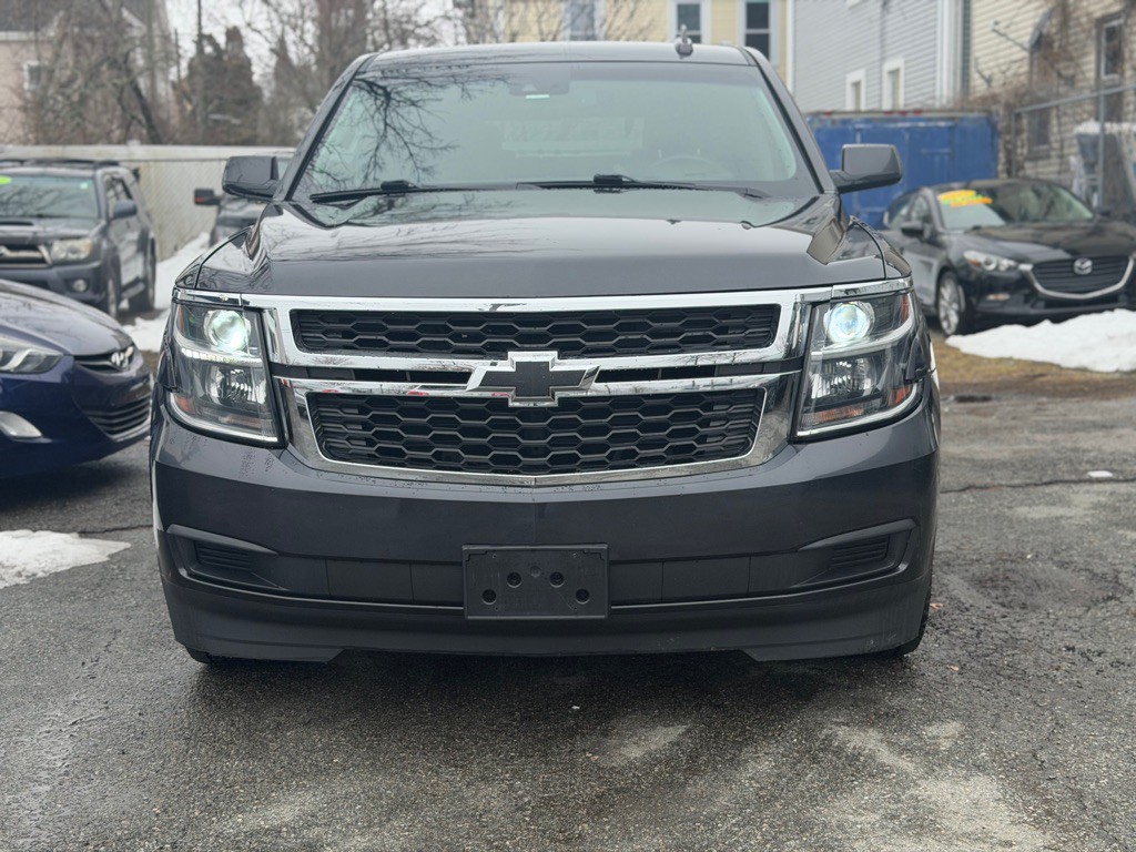 2018 Chevrolet Tahoe Image 2