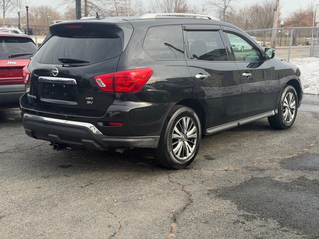 2019 Nissan Pathfinder Image 5