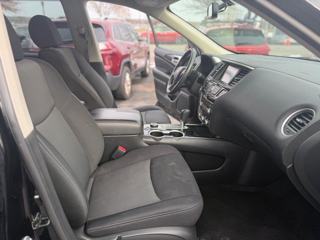 2019 Nissan Pathfinder Image 17