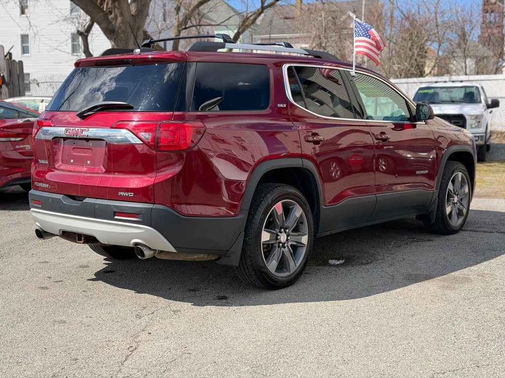 2018 GMC Acadia Image 4