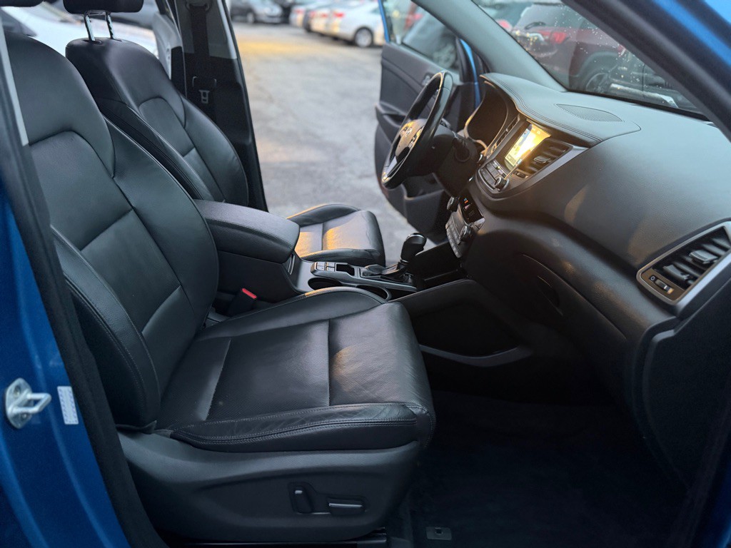 2018 Hyundai Tucson Image 17