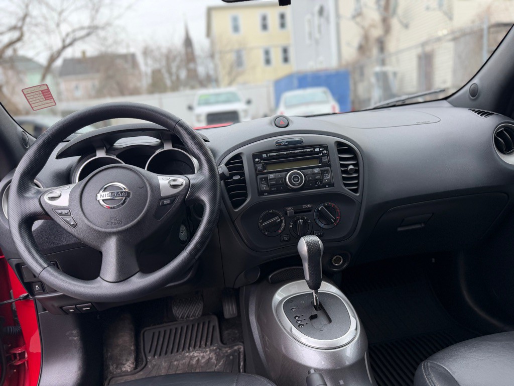 2014 Nissan Juke Image 13