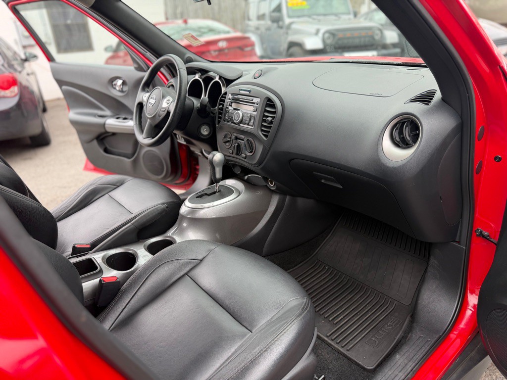 2014 Nissan Juke Image 17