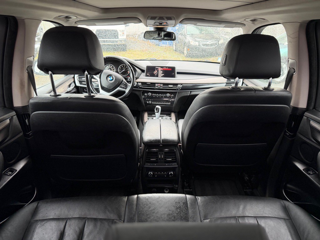 2015 BMW X5 Image 15