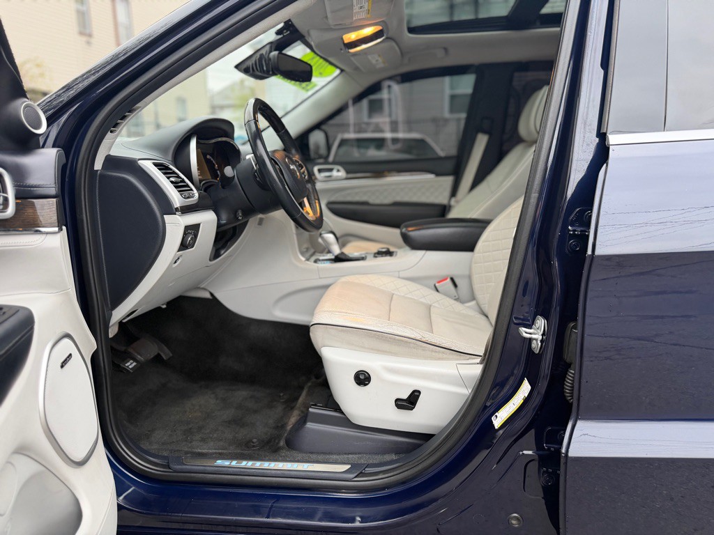 2018 Jeep Grand Cherokee Image 19