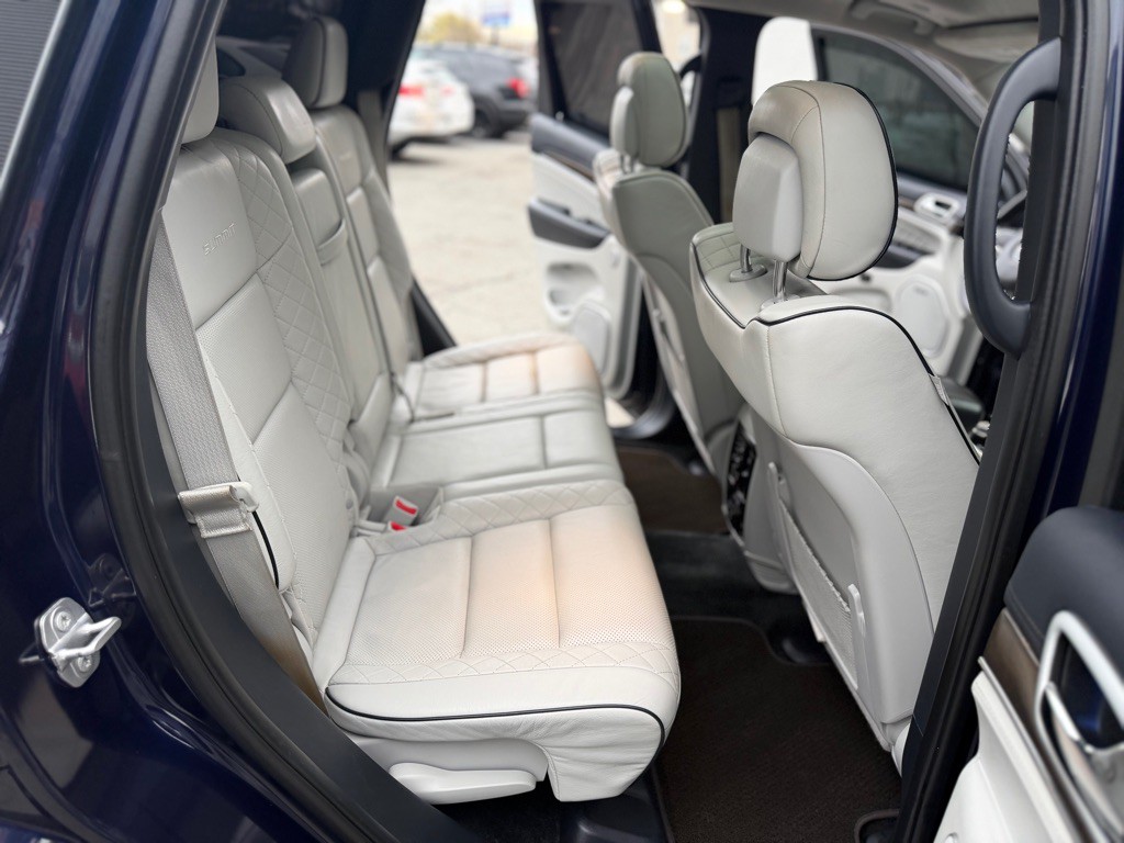 2018 Jeep Grand Cherokee Image 32
