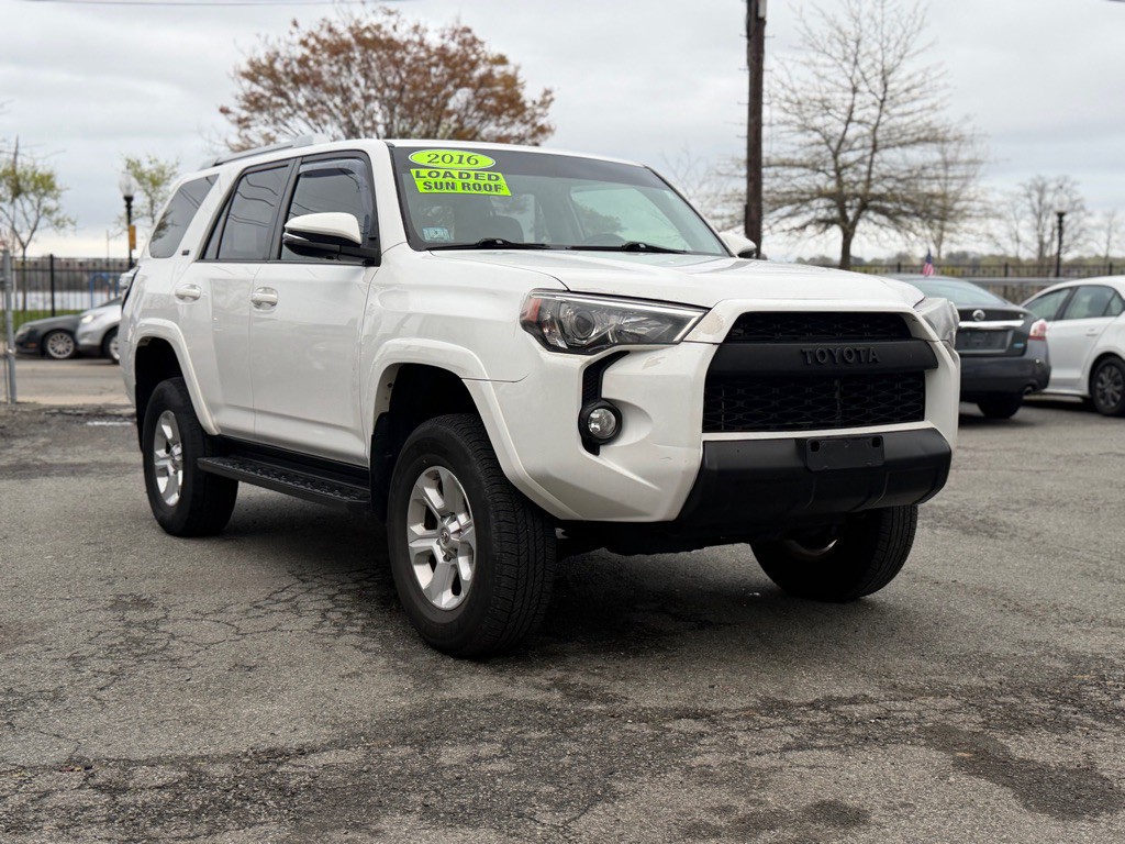 2016 Toyota 4Runner Image 3