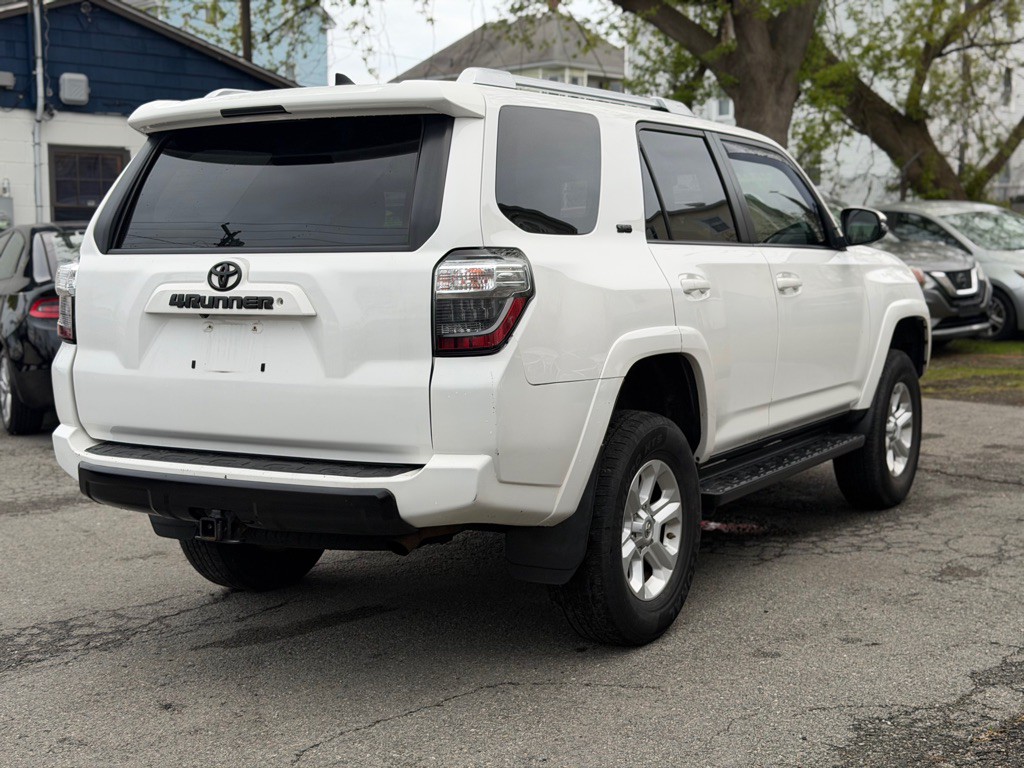 2016 Toyota 4Runner Image 7