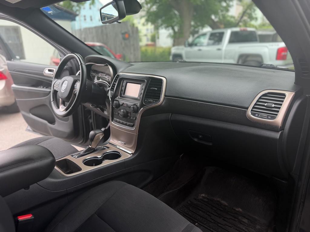 2016 Jeep Grand Cherokee Image 12
