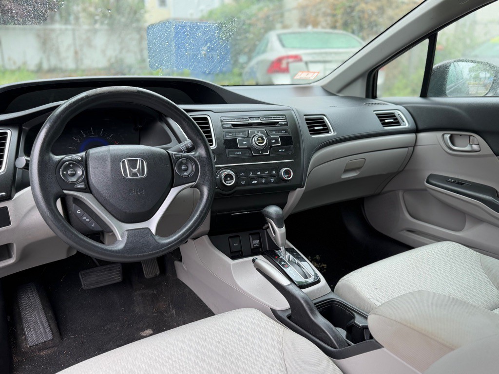 2014 Honda Civic Image 10
