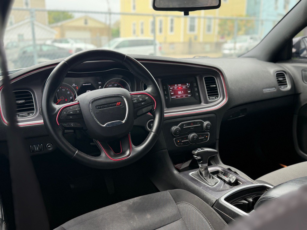 2016 Dodge Charger Image 12