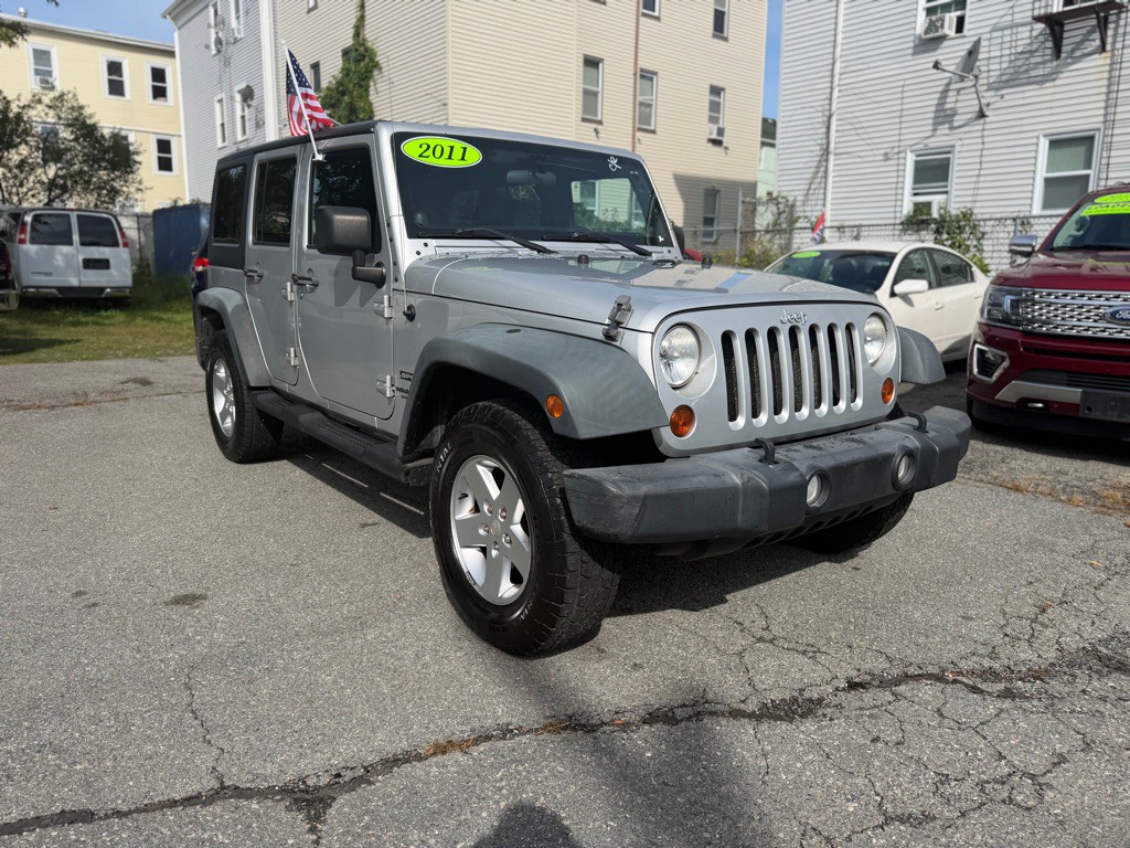 2011 Jeep Wrangler Unlimited Image 3