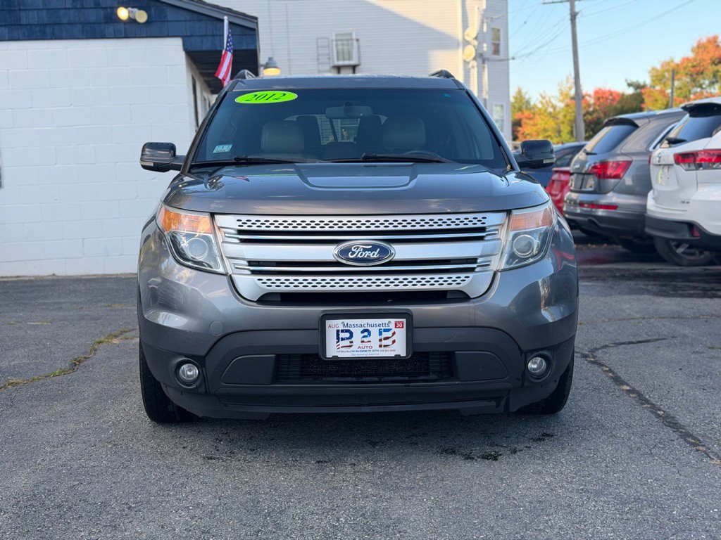 2012 Ford Explorer Image 2