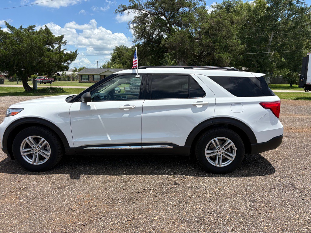 2020 Ford Explorer Image 4