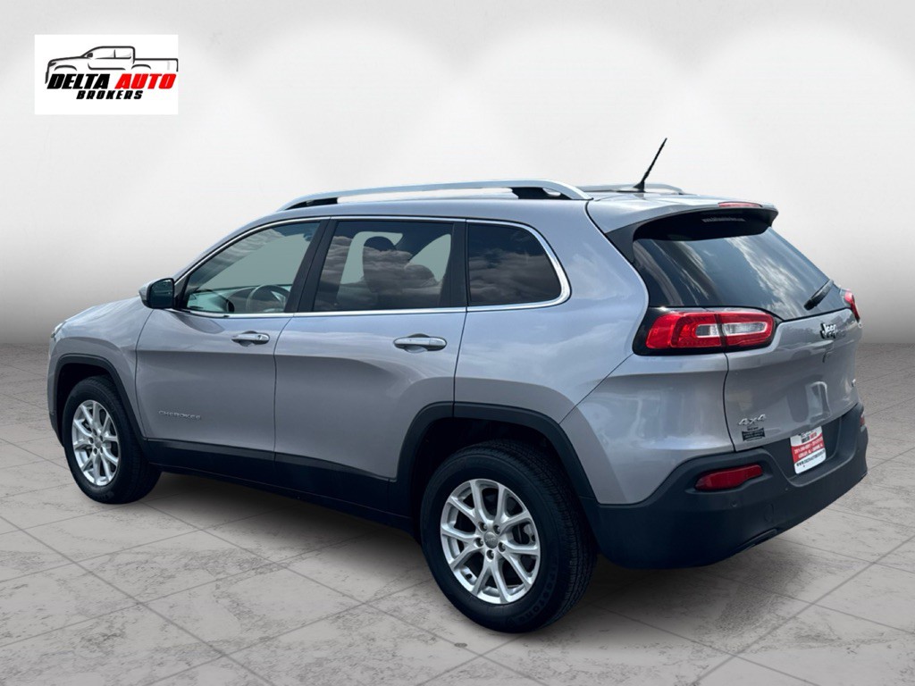 2018 Jeep Cherokee Image 4