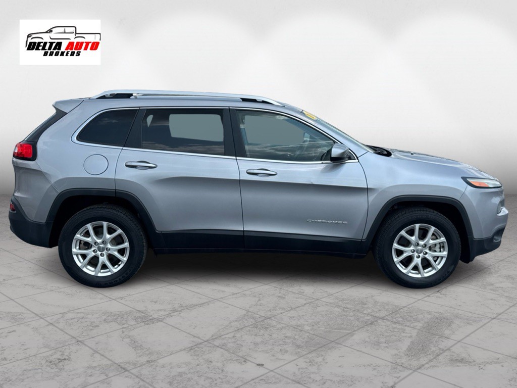 2018 Jeep Cherokee Image 5
