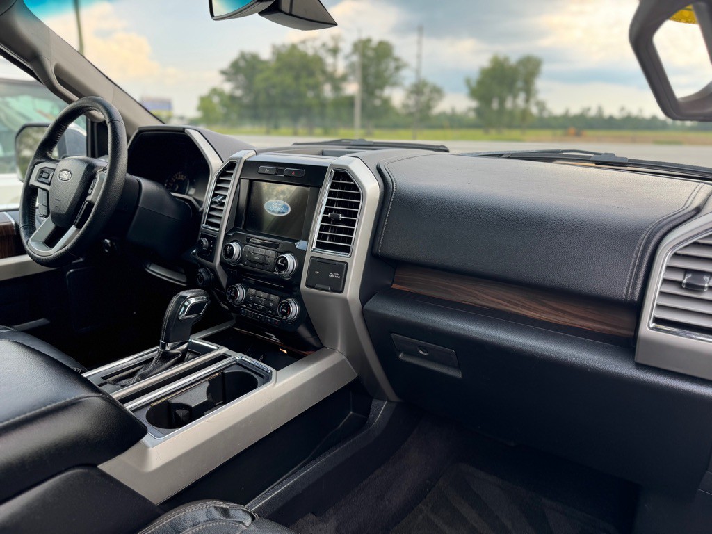 2016 Ford F-150 Image 9