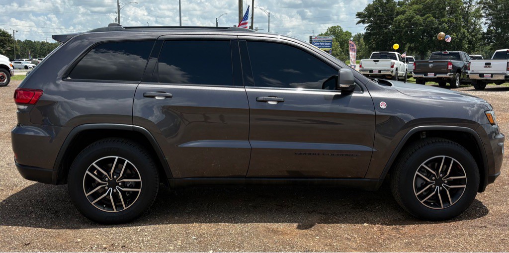 2019 Jeep Grand Cherokee Image 4