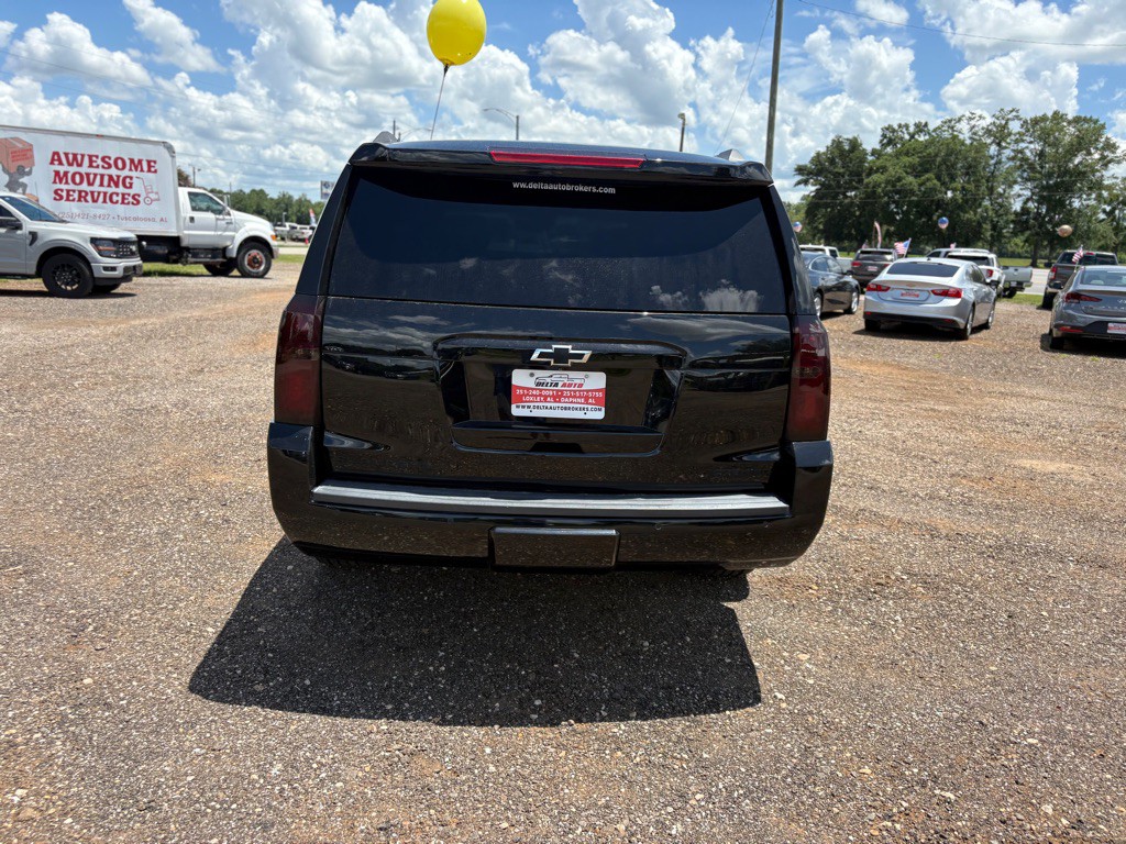 2019 Chevrolet Suburban Image 5