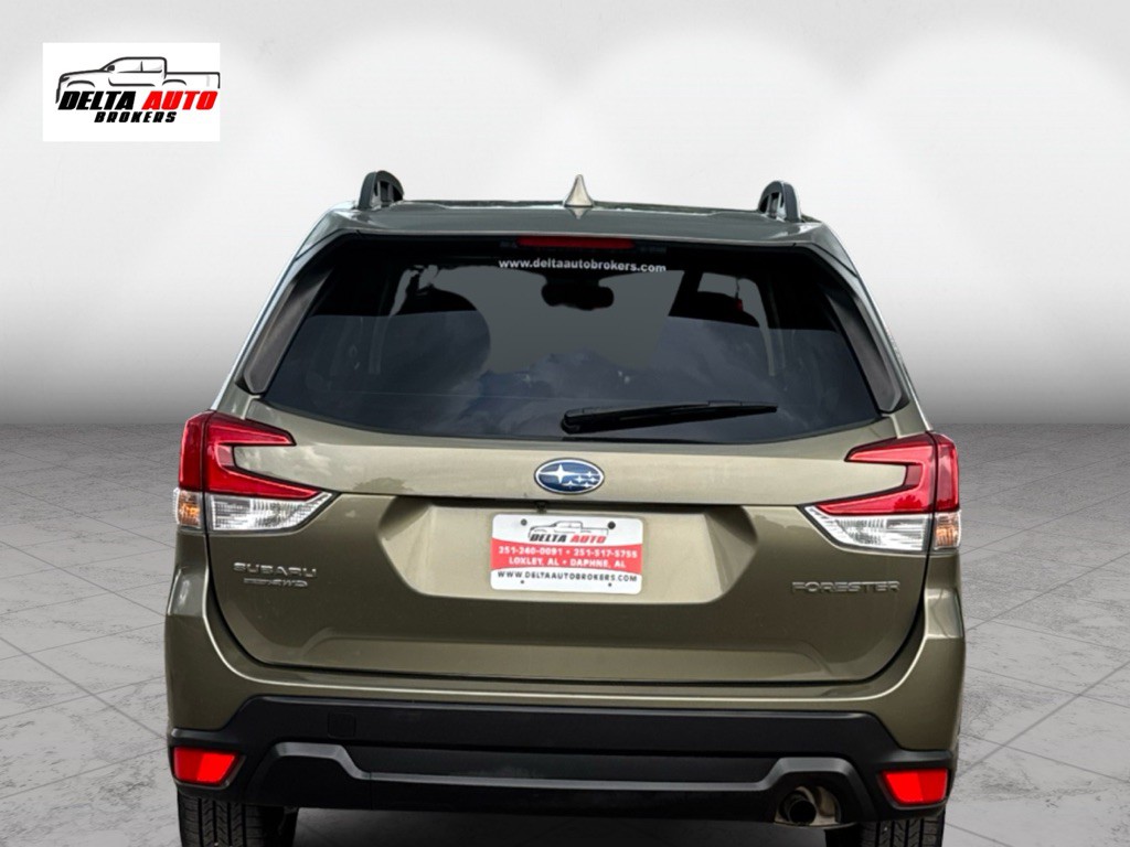 2022 Subaru Forester Image 7
