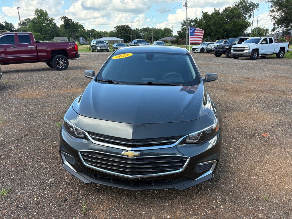 2018 Chevrolet Malibu Image 1