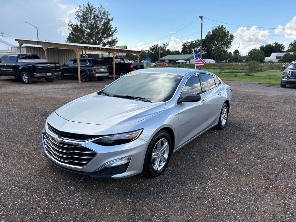 2019 Chevrolet Malibu Image 3