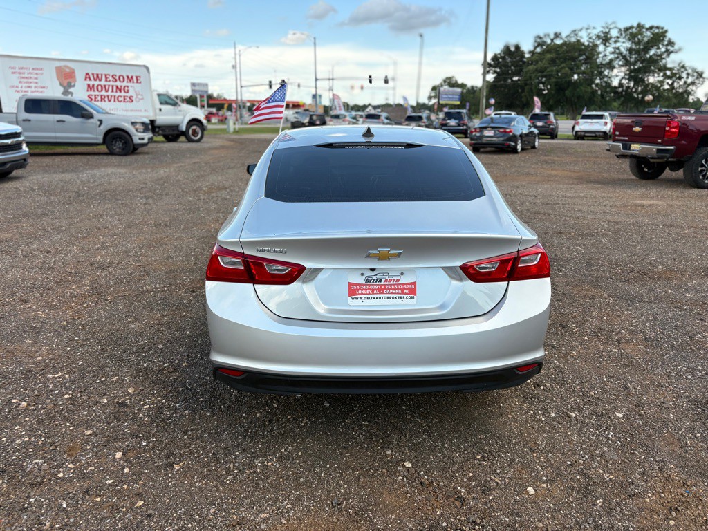 2019 Chevrolet Malibu Image 4