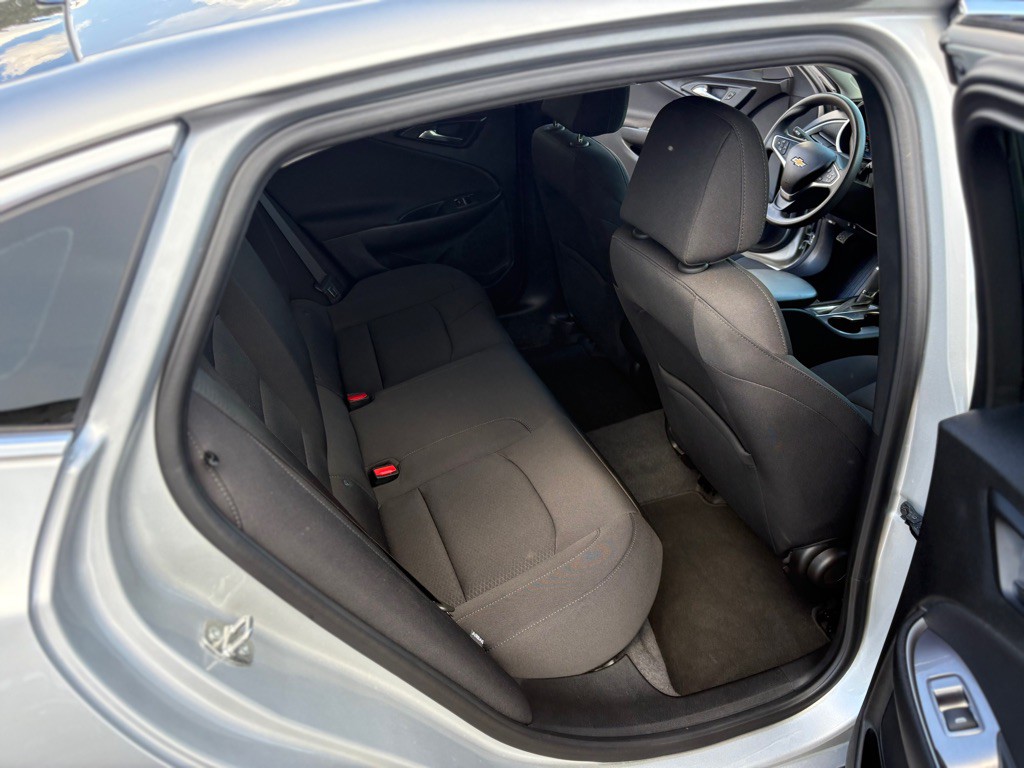 2019 Chevrolet Malibu Image 11