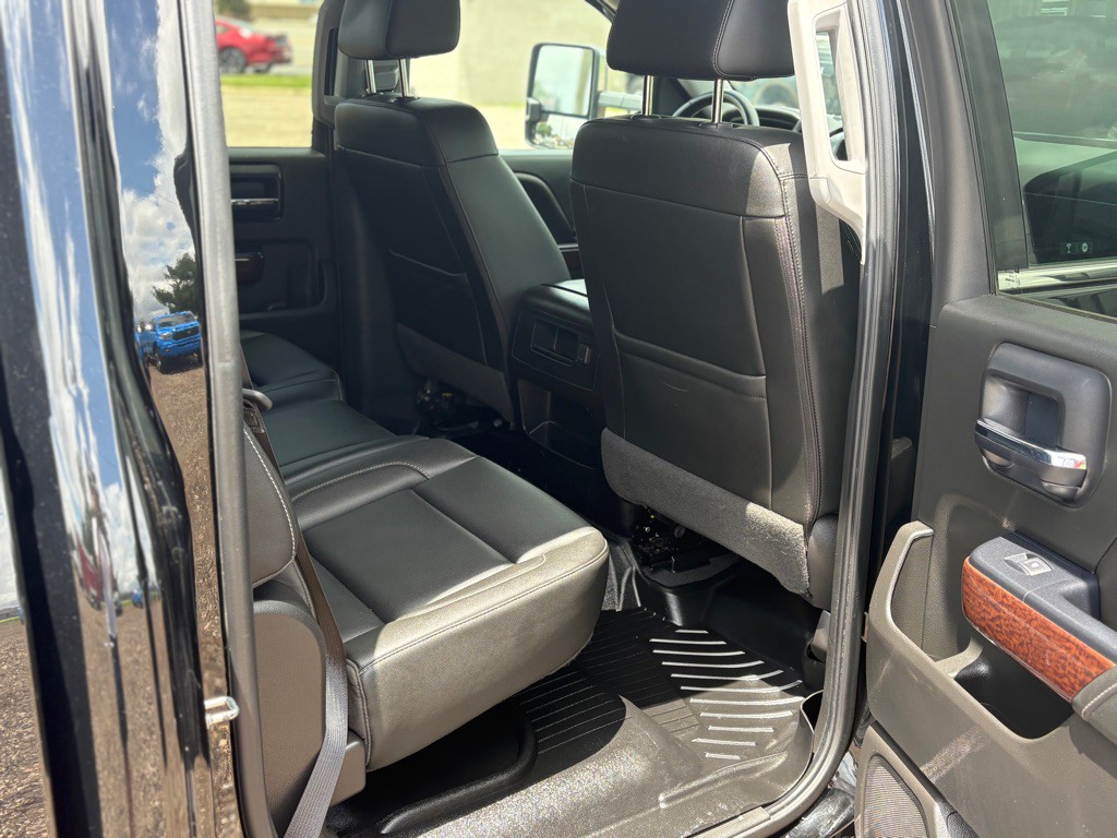 2018 GMC Sierra Image 11