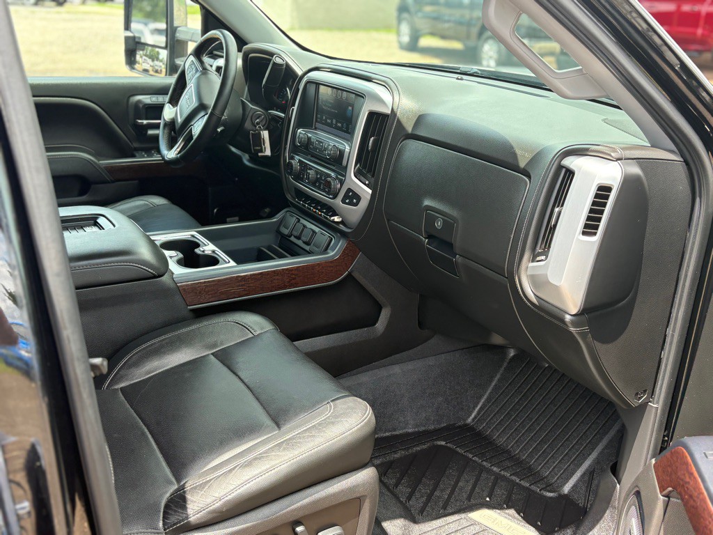 2018 GMC Sierra Image 12
