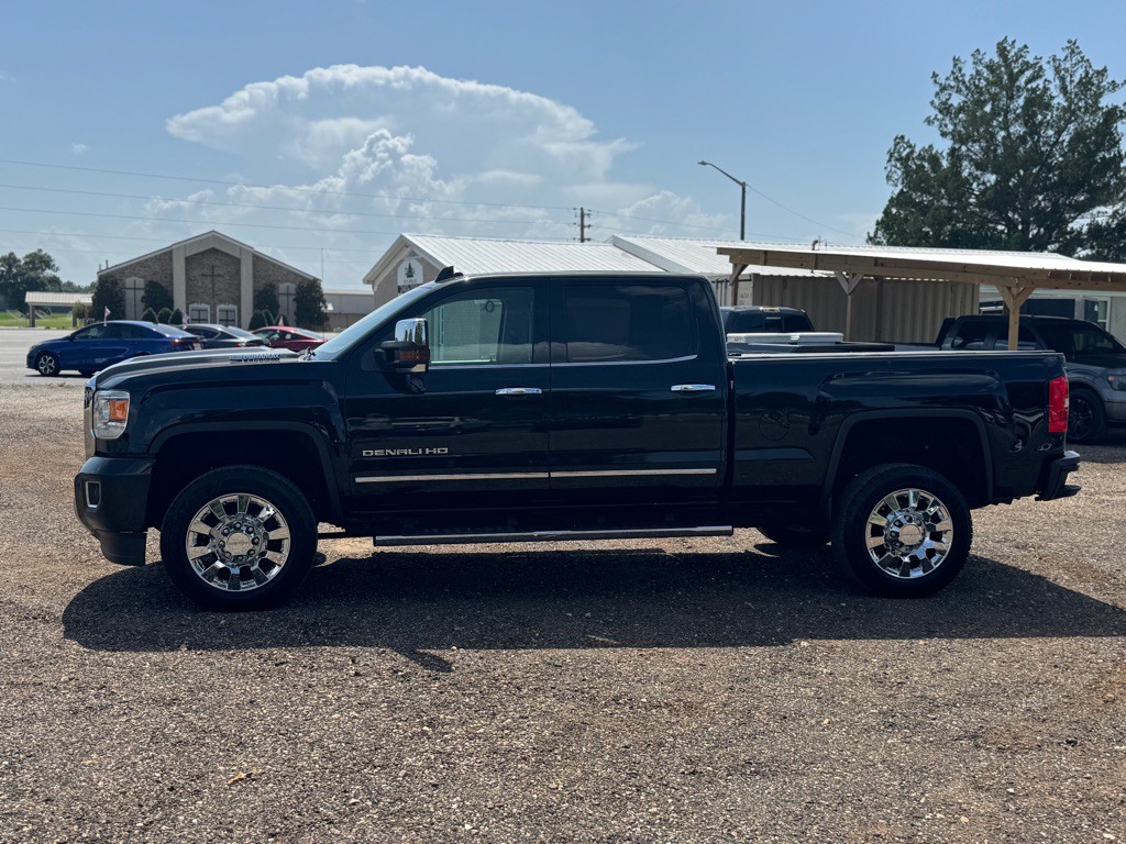 2018 GMC Sierra Image 5