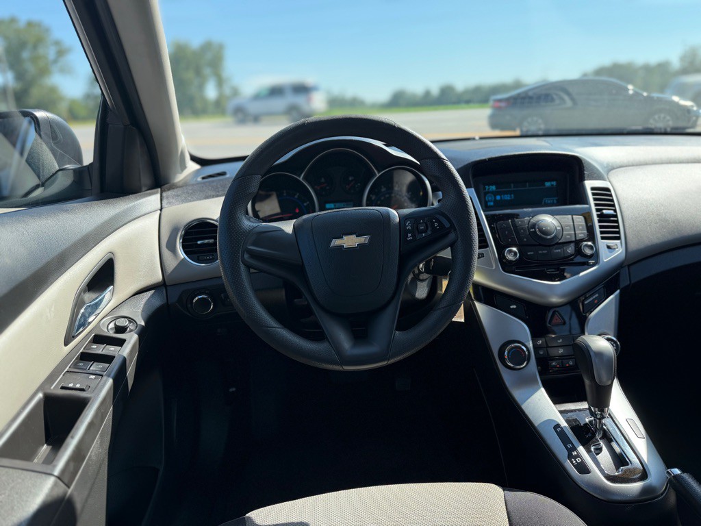 2016 Chevrolet Cruze Image 10