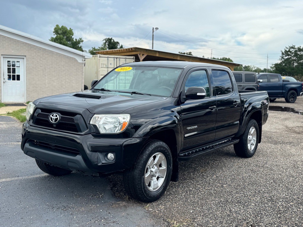 2012 Toyota Tacoma Image 2
