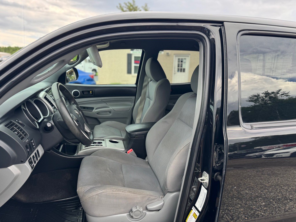 2012 Toyota Tacoma Image 10