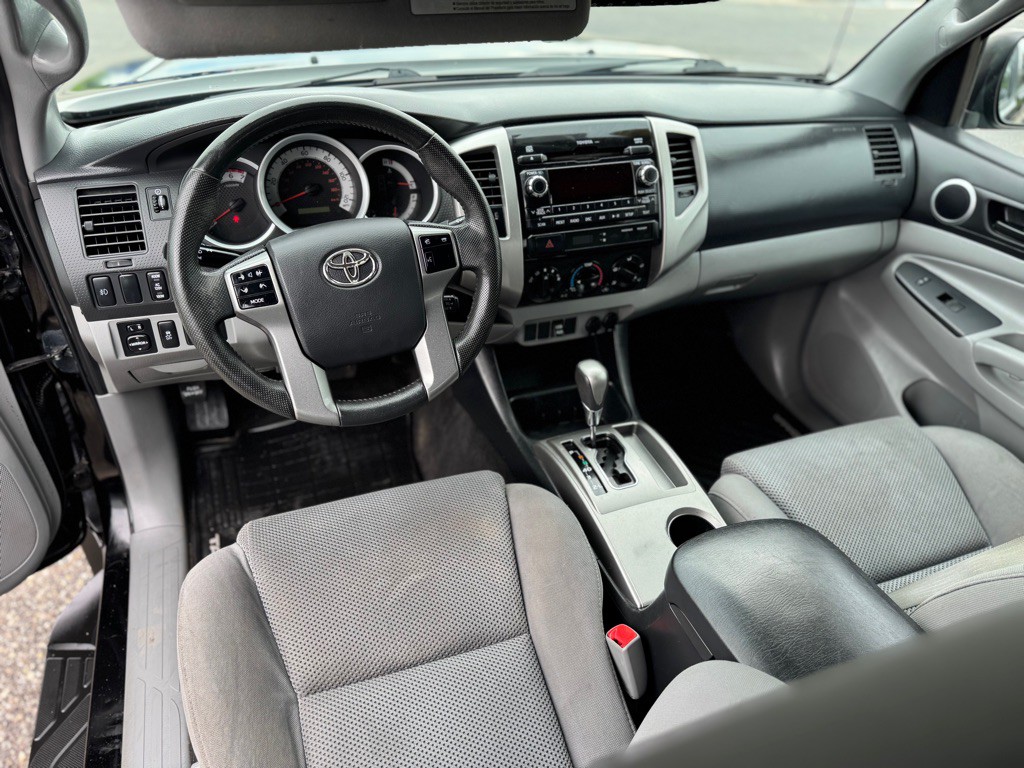 2012 Toyota Tacoma Image 12