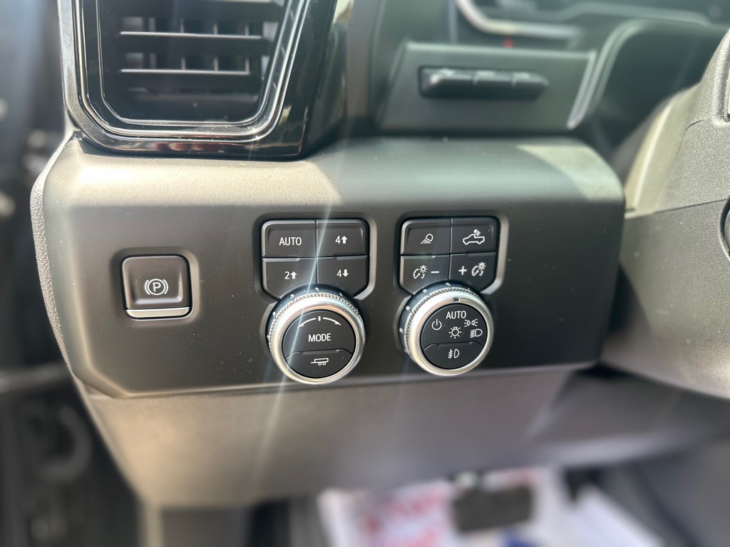 2022 GMC Sierra Image 12