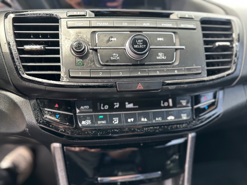 2017 Honda Accord Image 12