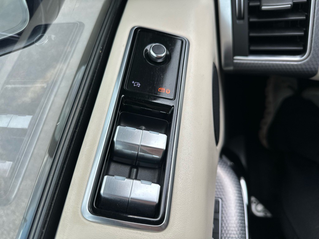 2020 Land Rover Range Rover Sport Image 15