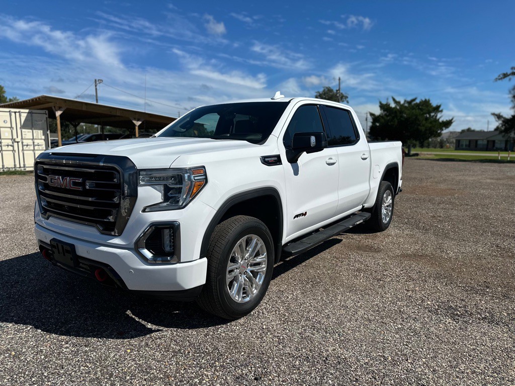 2020 GMC Sierra Image 2