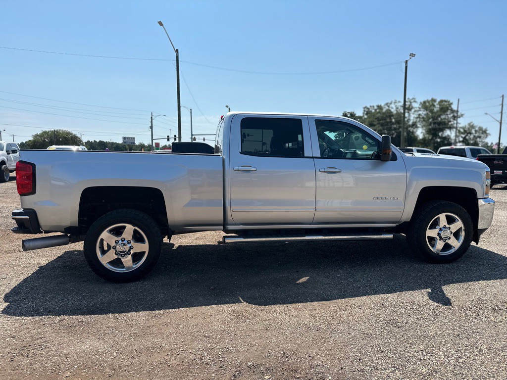 2015 Chevrolet Silverado 1500 Image 4